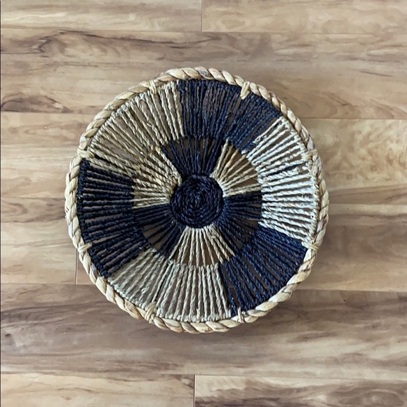 Small Wicker Boho wall basket decor - Picture 2 of 10